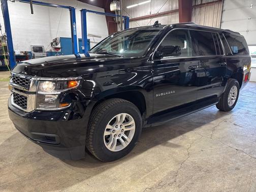 2016 Chevrolet Suburban LS