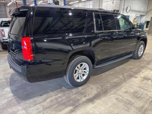 2016 Chevrolet Suburban LS