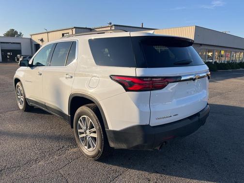 2022 Chevrolet Traverse LT Leather