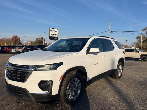 2022 Chevrolet Traverse LT Leather