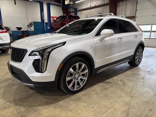 2019 Cadillac XT4 Premium Luxury