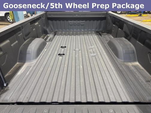 2024 GMC Sierra 3500 SLT