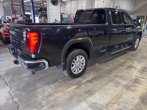 2024 GMC Sierra 3500 SLT
