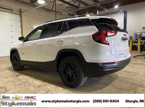 2023 GMC Terrain AWD AT4