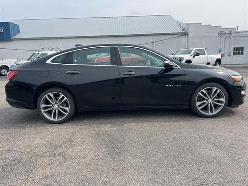 2022 Chevrolet Malibu FWD Premier