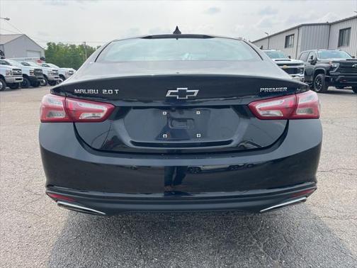 2022 Chevrolet Malibu FWD Premier