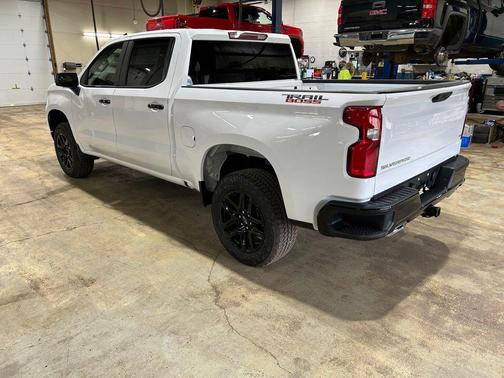 Summit White 2026 Chevrolet Silverado 1500 LT Trail Boss