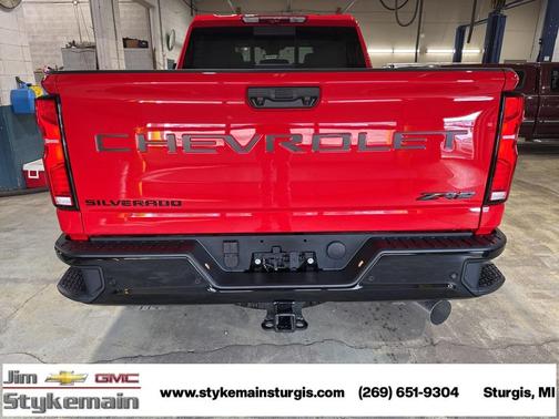 2025 Chevrolet Silverado 2500 4WD Crew Cab Standard Bed ZR2
