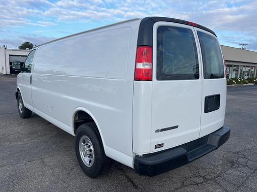 2021 Chevrolet Express 2500 RWD 2500 Extended Wheelbase WT