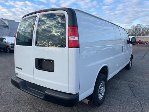 2021 Chevrolet Express 2500 RWD 2500 Extended Wheelbase WT