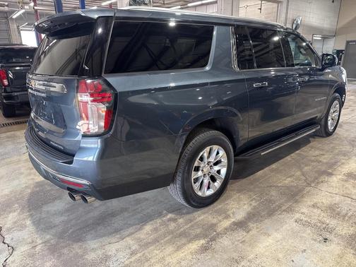 2021 Chevrolet Suburban Premier