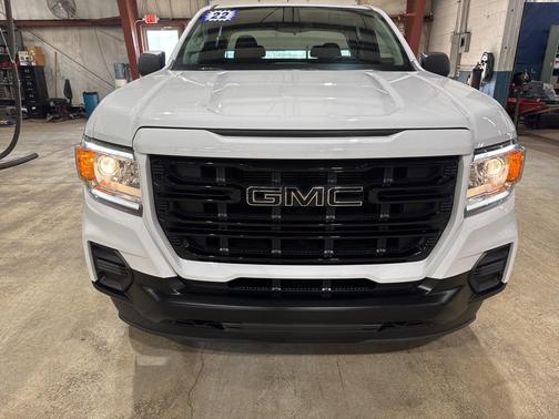 2022 GMC Canyon Elevation Standard