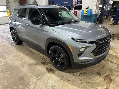 Sterling Gray Metallic 2026 Chevrolet Trailblazer LT