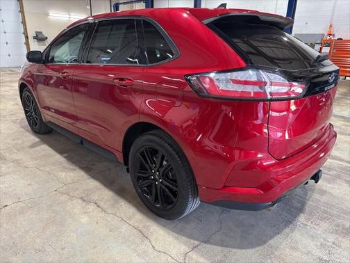 2021 Ford Edge ST Line