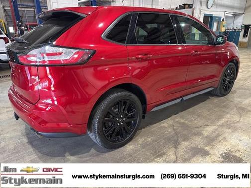 2021 Ford Edge ST Line