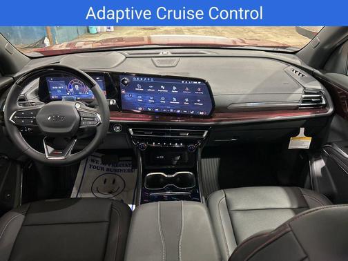 Radiant Red Tintcoat 2026 Chevrolet Traverse AWD Z71