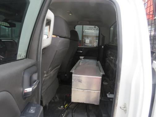 Summit White 2019 Chevrolet Silverado 2500 LT