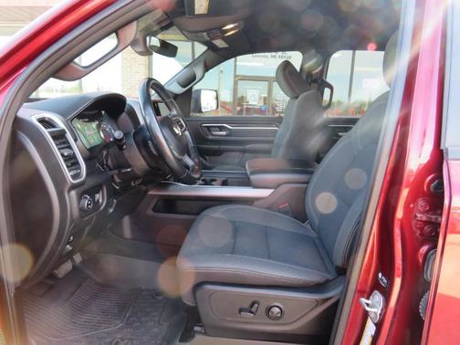 Delmonico Red Pearlcoat 2023 RAM 1500 Big Horn/Lone Star