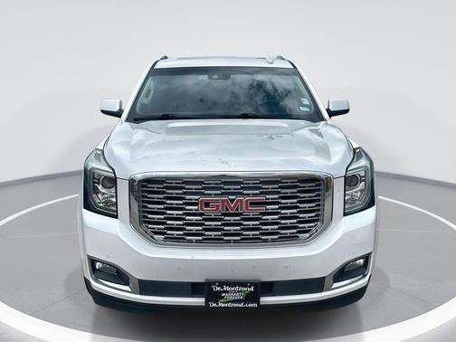 White Frost Tricoat 2018 GMC Yukon Denali