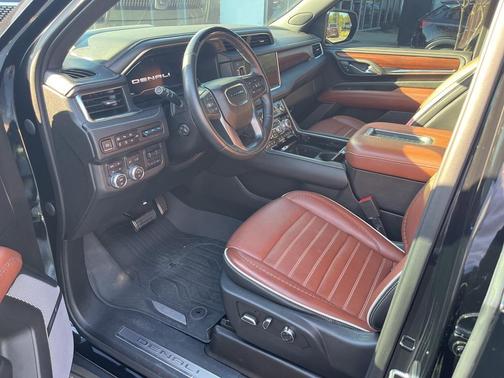 2023 GMC Yukon Denali Ultimate