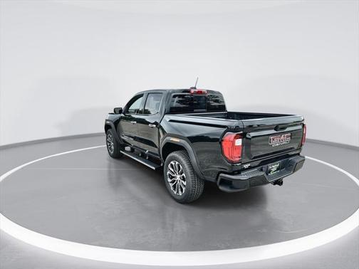 2025 GMC Canyon Denali