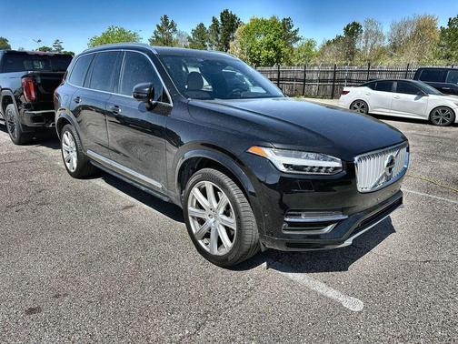 2017 Volvo XC90 Hybrid T8 Inscription