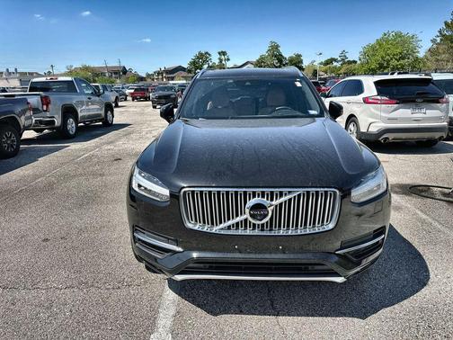 2017 Volvo XC90 Hybrid T8 Inscription
