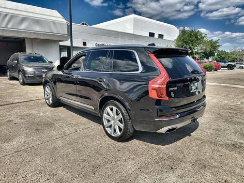 Onyx Black Metallic 2017 Volvo XC90 Hybrid T8 Inscription