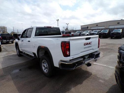 2025 GMC Sierra 2500 Base