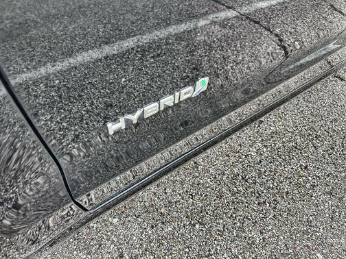 TUXEDO BLACK METALLIC 2014 Ford Fusion Hybrid SE