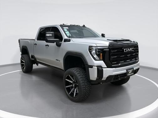 2025 GMC Sierra 2500 AT4