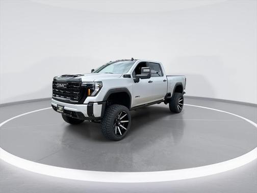 2025 GMC Sierra 2500 AT4