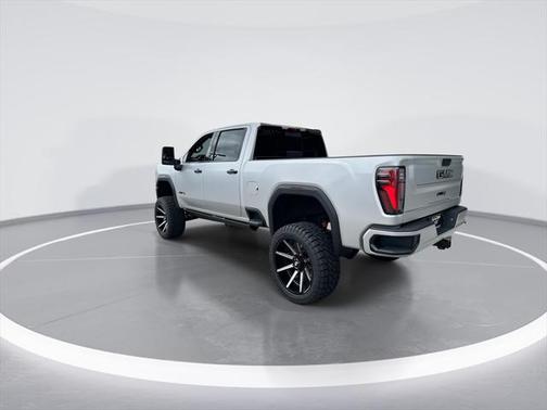 2025 GMC Sierra 2500 AT4