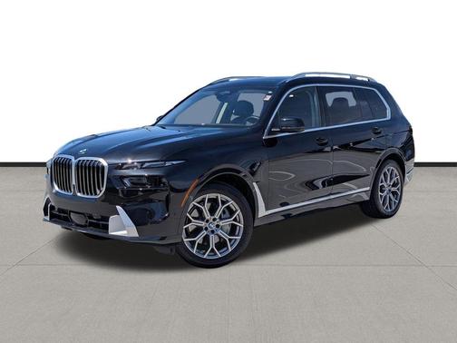 Black Sapphire Metallic 2024 BMW X7 xDrive40i