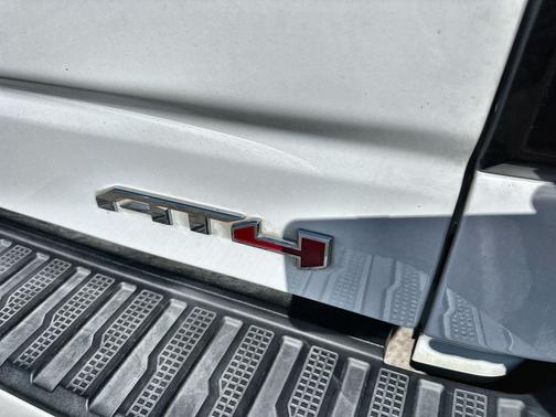 Summit White 2021 GMC Sierra 1500 AT4