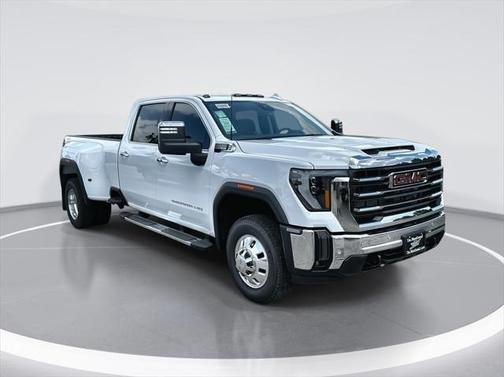 2025 GMC Sierra 3500 SLT