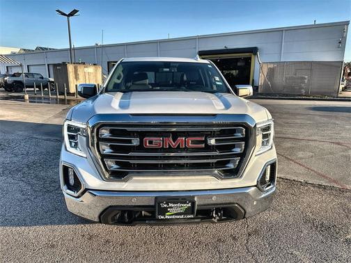 2022 GMC Sierra 1500 SLT