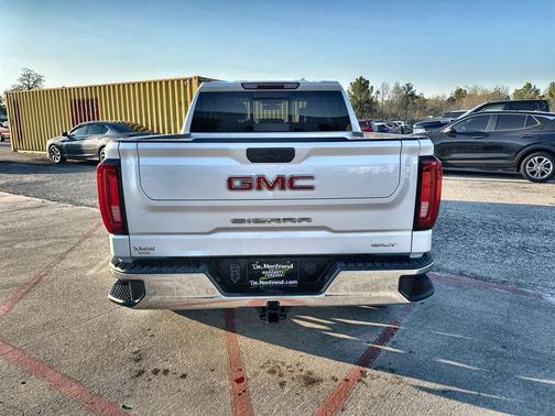 2022 GMC Sierra 1500 SLT