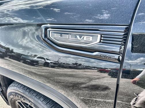 Onyx Black 2024 GMC Sierra 1500 Elevation