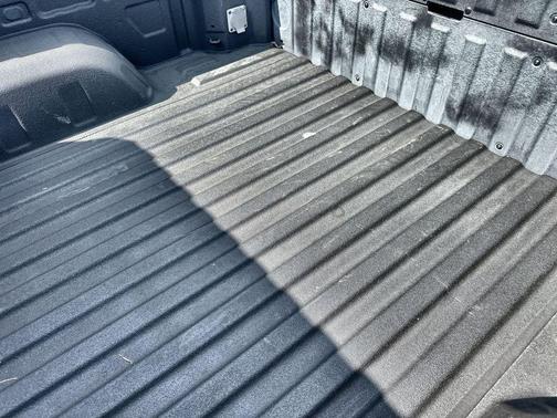 Onyx Black 2024 GMC Sierra 1500 Elevation