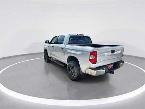 2017 Toyota Tundra SR5