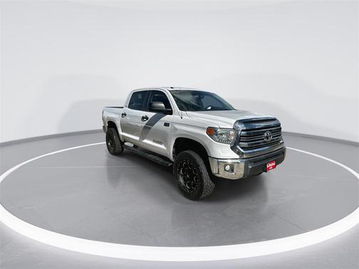 2017 Toyota Tundra SR5