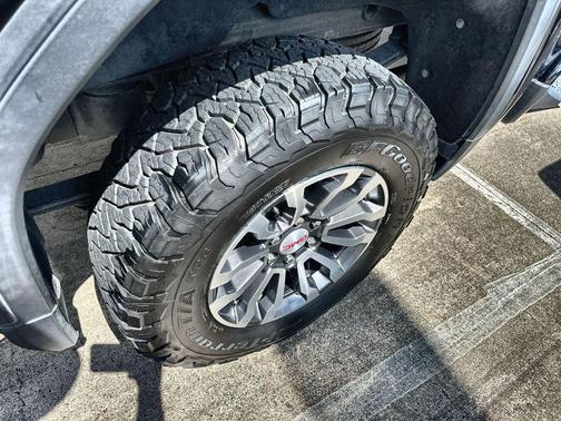 Onyx Black 2020 GMC Sierra 1500 AT4