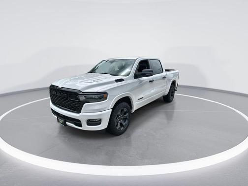Bright White Clearcoat 2025 RAM 1500 Big Horn/Lone Star