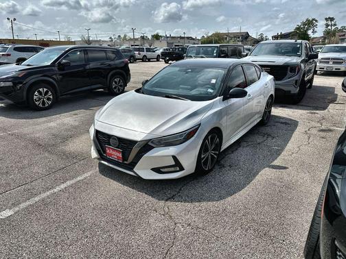 2020 Nissan Sentra SR
