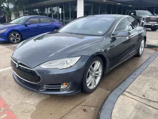 2015 Tesla Model S 70D