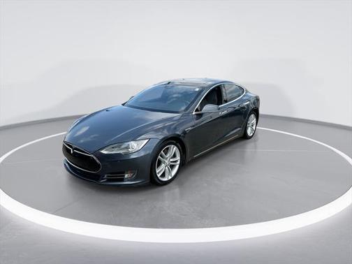 2015 Tesla Model S 70D