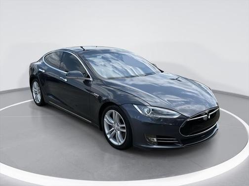 2015 Tesla Model S 70D