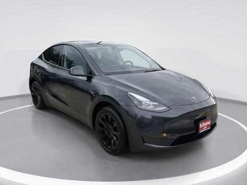 2024 Tesla Model Y Long Range Dual Motor All-Wheel Drive