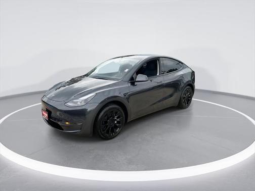 2024 Tesla Model Y Long Range Dual Motor All-Wheel Drive
